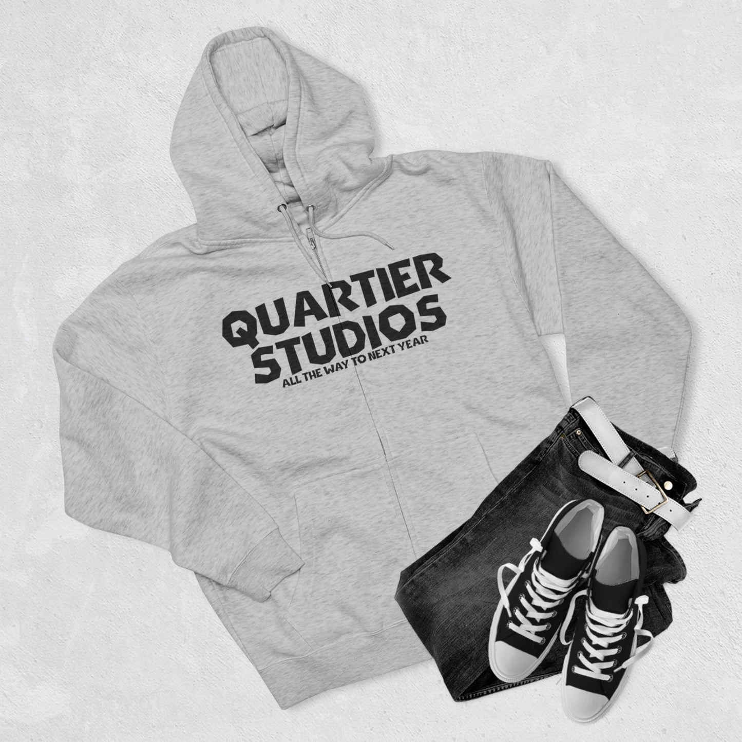 Quartier Studios "MEMBERS" zip up