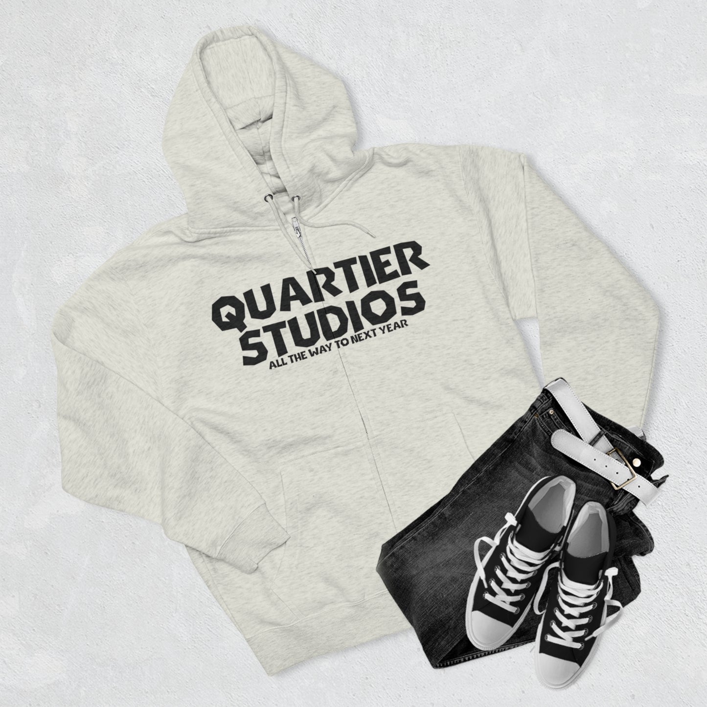 Quartier Studios "MEMBERS" zip up