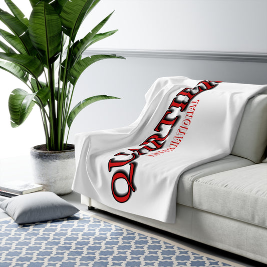 The INTERNATIONAL STAY Sherpa Blanket
