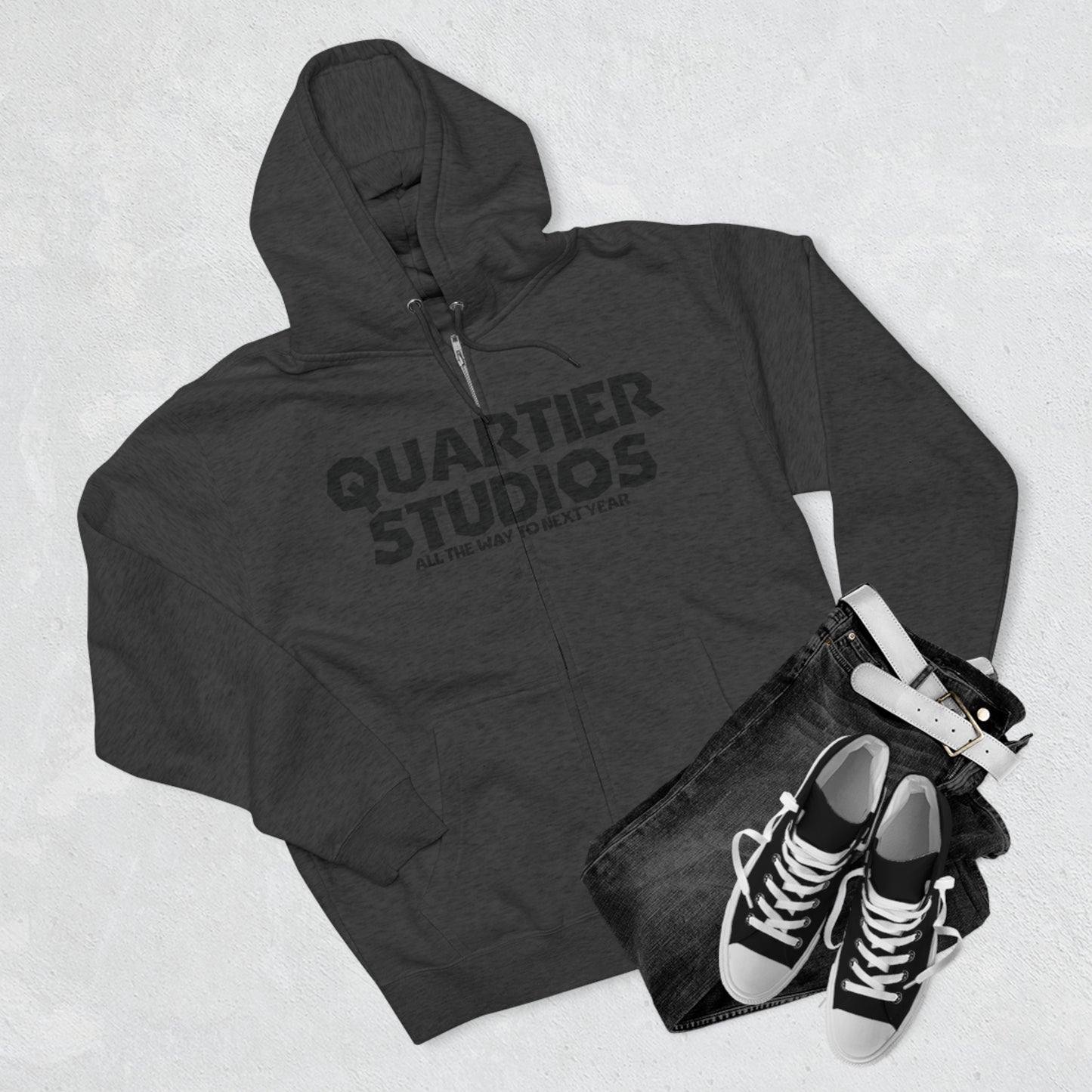 Quartier Studios "MEMBERS" zip up